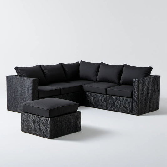 Czarna narożna sofa ogrodowa z pufą w kształcie L, 210 x 210 x 65 cm, technorattan PE